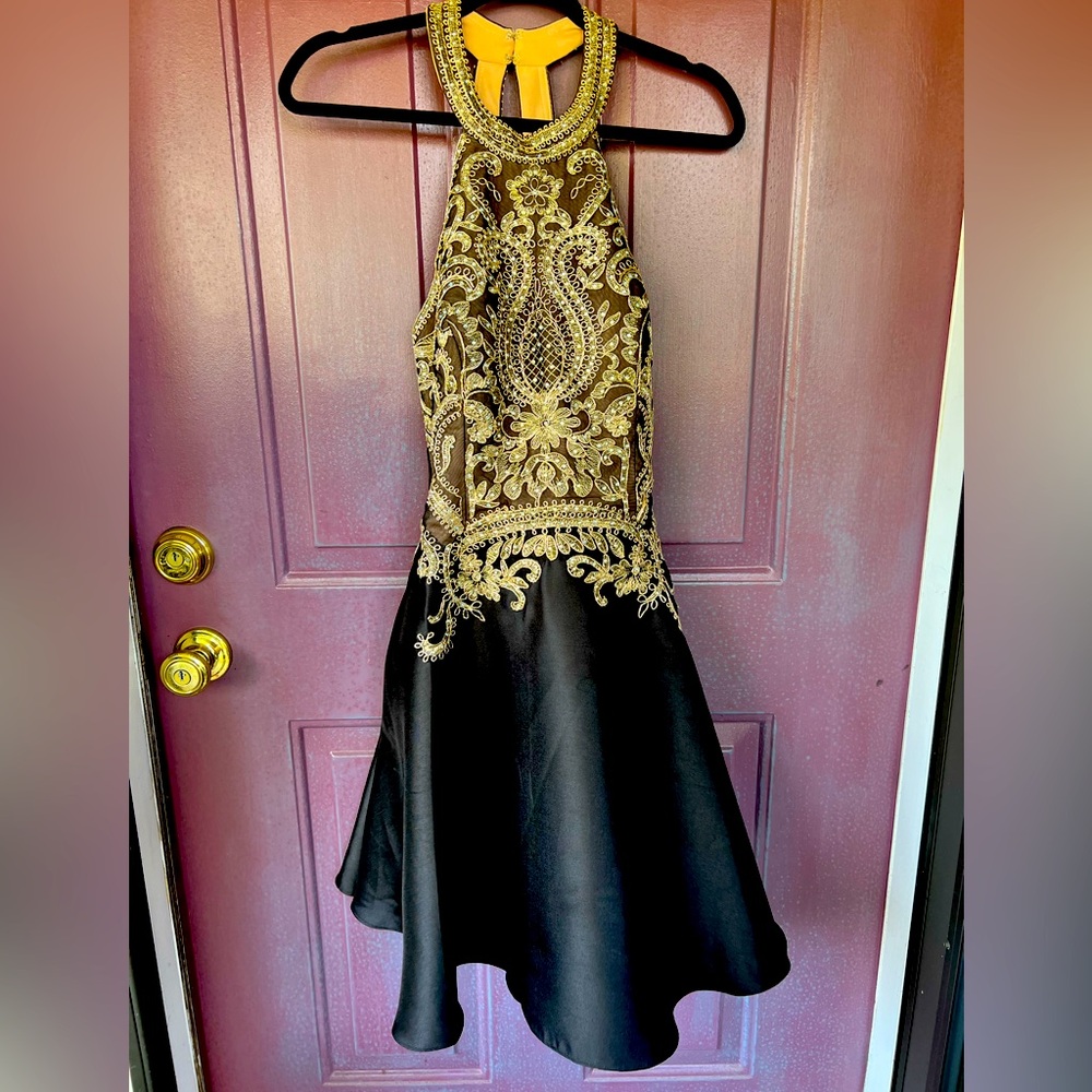 Xscape Cocktail Dress Size 12, Black with Gold details on bust. Gorgeous!!!